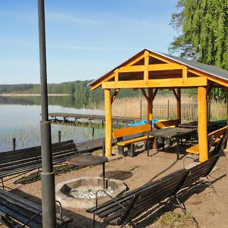 Beautiful Apartment In Ocypel With Sauna Apartmán