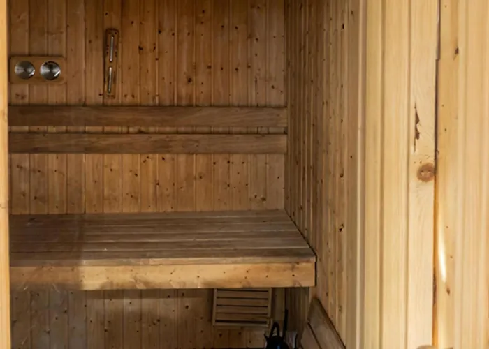 Lovely In With Sauna